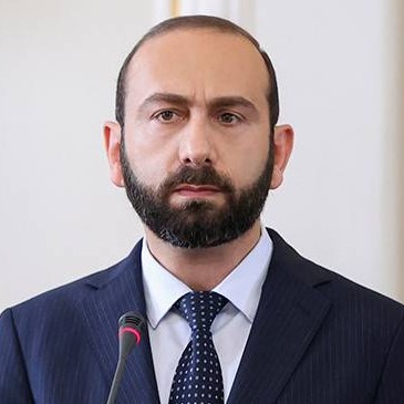 Արարատ Միրզոյան