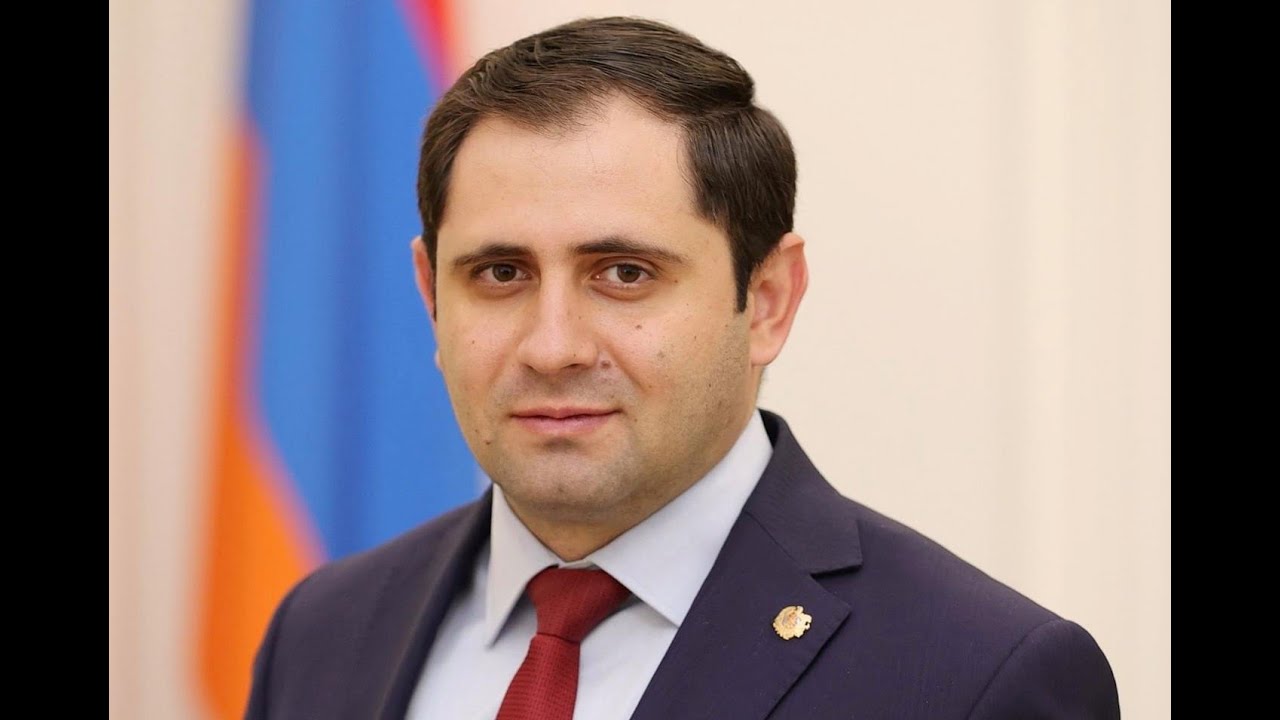 Сурен Папикян